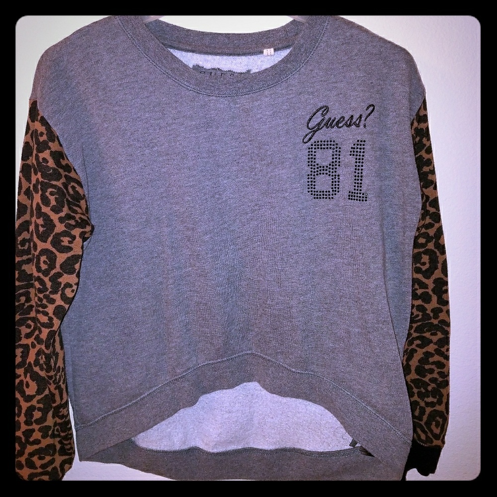 GUESS? cropped sweater shirt size S high low